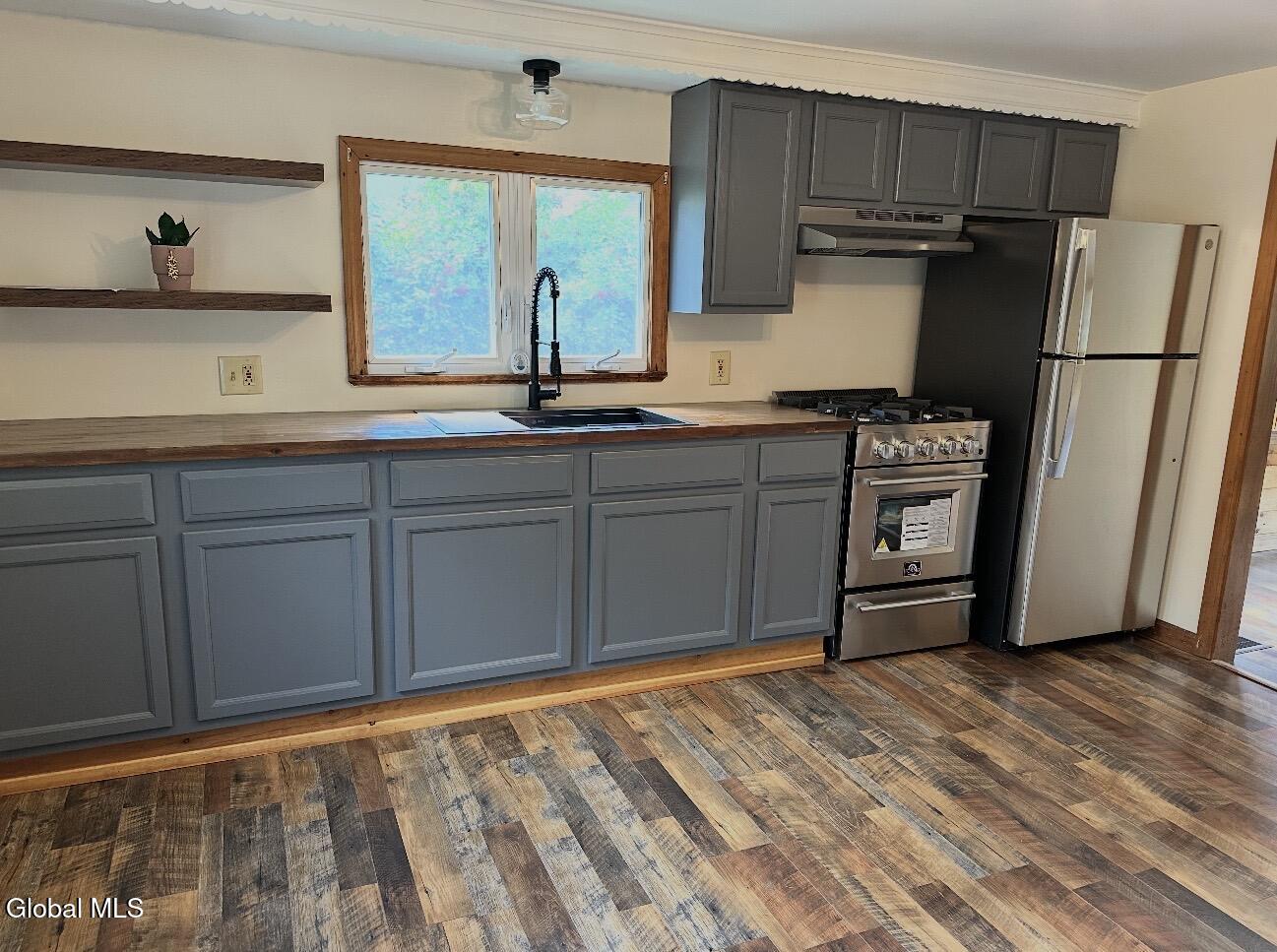 1728 North Shore Road Hadley, NY 12835 - Photo 14 of 29 IMG_5233