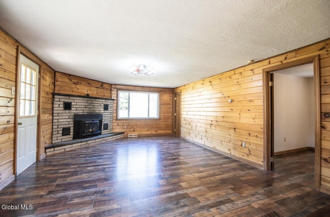 1728 North Shore Road Hadley, NY 12835 - Photo 16 of 29 IMG_5266