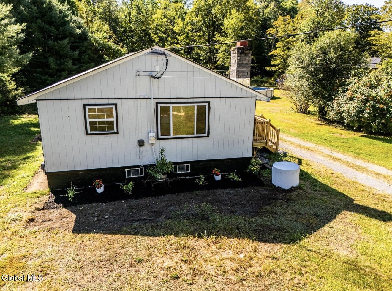 1728 North Shore Road Hadley, NY 12835 - Photo 7 of 29 IMG_5277