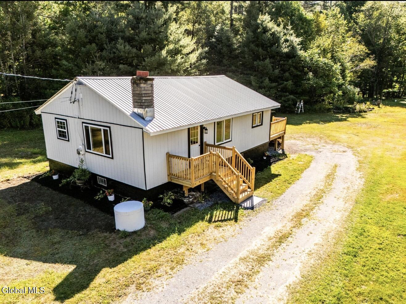 1728 North Shore Road Hadley, NY 12835 - Photo 8 of 29 IMG_5276