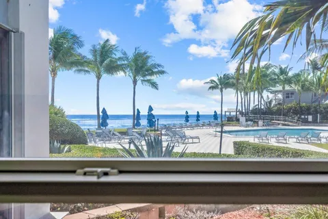 $1,100,000 | 5200 North Ocean Drive, Unit 102, Singer Island, FL 33404