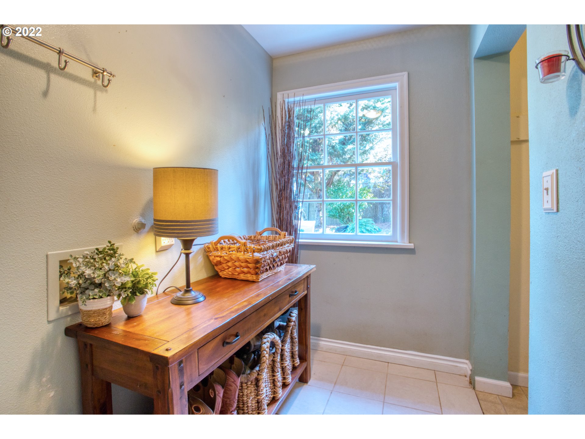 3218 Southwest Huber Street Portland, OR 97219 - Photo 15 of 26 Gallery Image 15