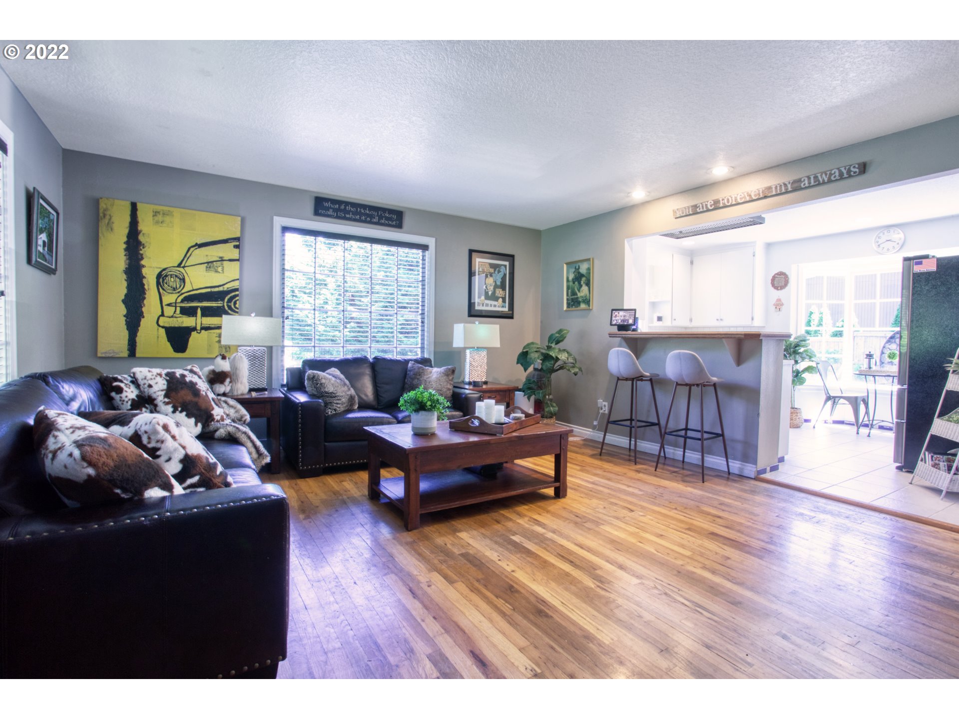 3218 Southwest Huber Street Portland, OR 97219 - Photo 6 of 26 Gallery Image 6