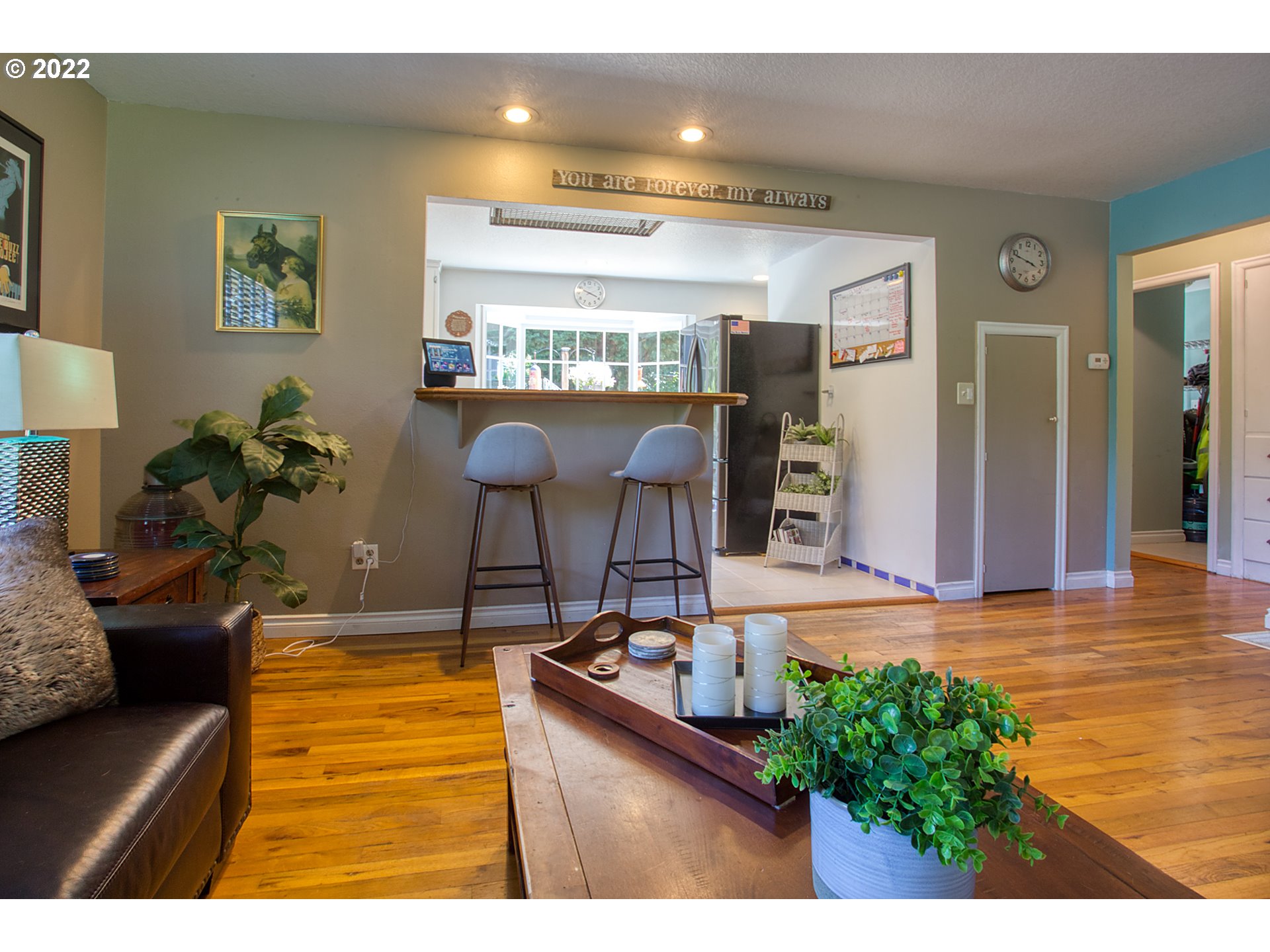 3218 Southwest Huber Street Portland, OR 97219 - Photo 8 of 26 Gallery Image 8