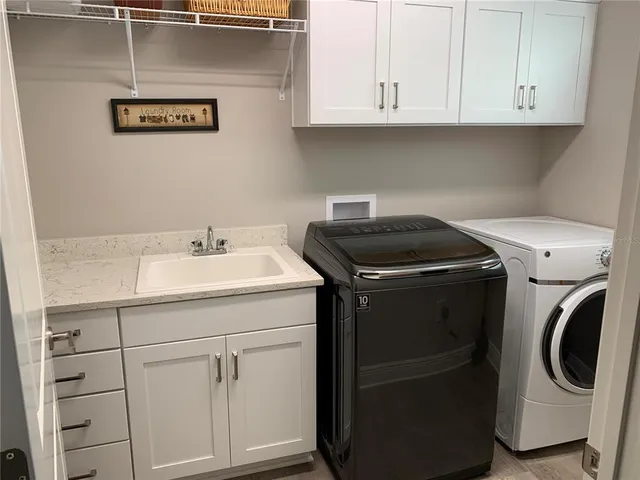 $899,499 | 775 Shivers Loop, The Villages, FL 34762