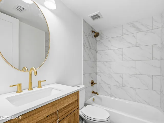 $659,000 | 610 Shady Oaks Lane, Lynn Haven, FL 32444