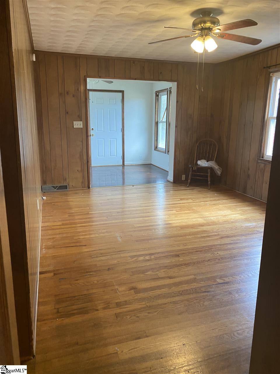 365 Curry Road Laurens, SC 29360 - Photo 8 of 12