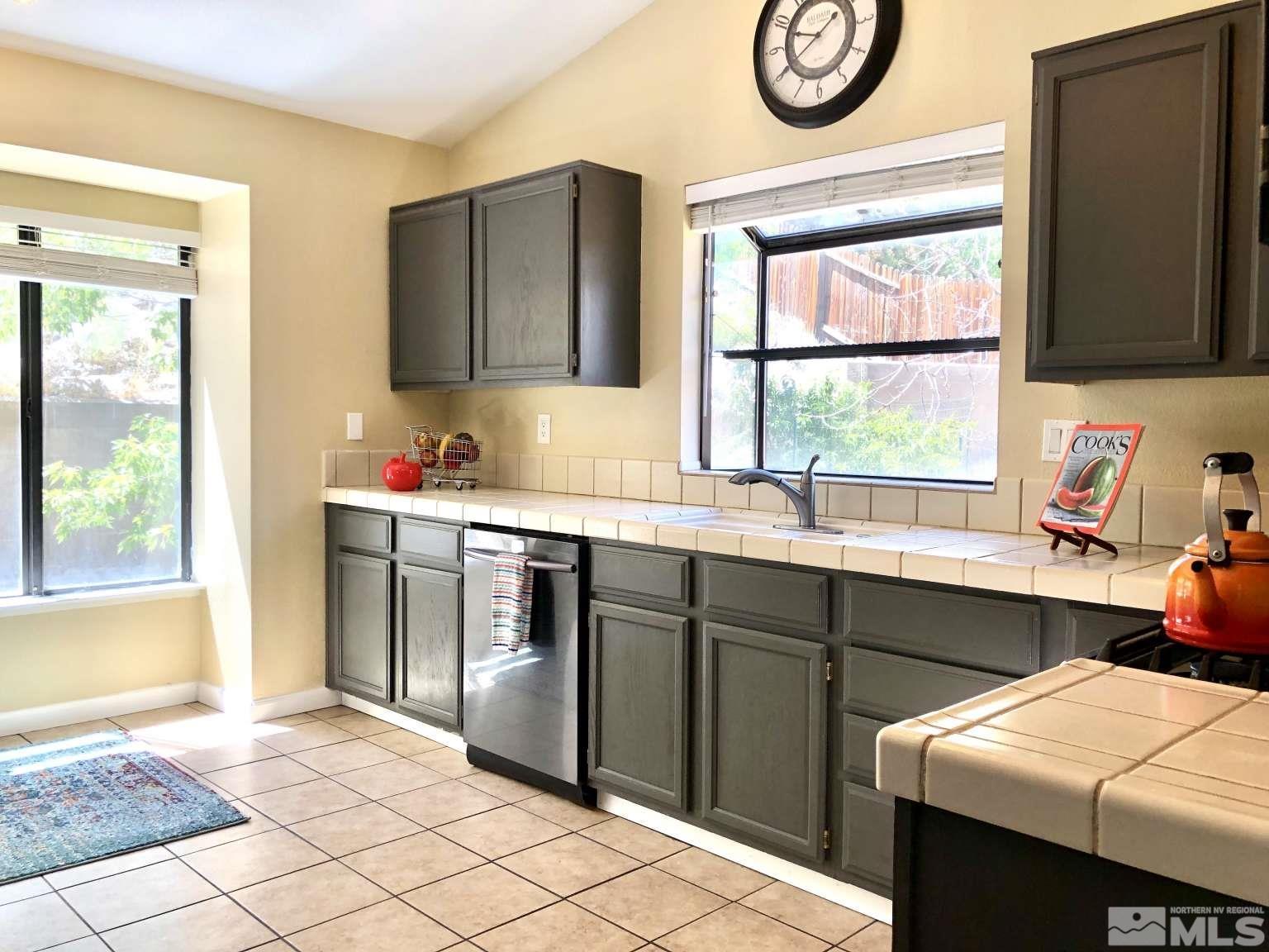 5246 Simons Drive Reno, NV 89523 - Photo 5 of 23 Photo 5
