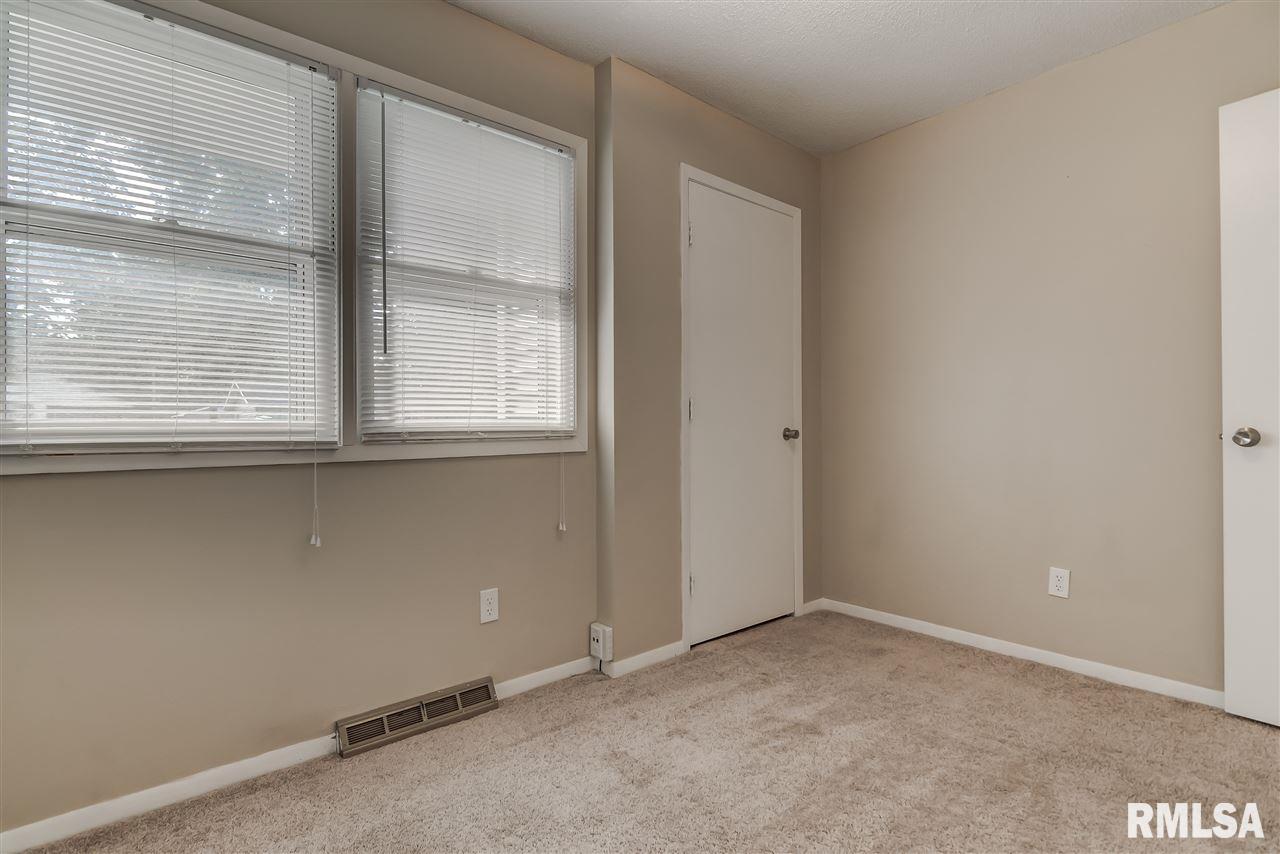 1904 North 23rd Street Springfield, IL 62702 - Photo 16 of 21
