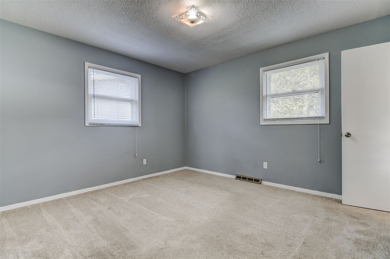 1904 North 23rd Street Springfield, IL 62702 - Photo 9 of 21