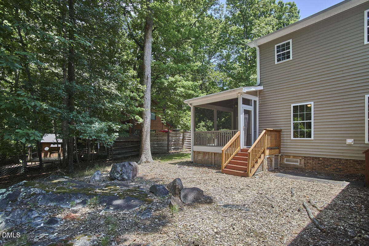 309 Blueridge Road Carrboro, NC 27510 - Photo 43 of 63 031