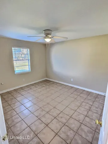 $950 | 318 Porter Avenue, Unit 103, Ocean Springs, MS 39564