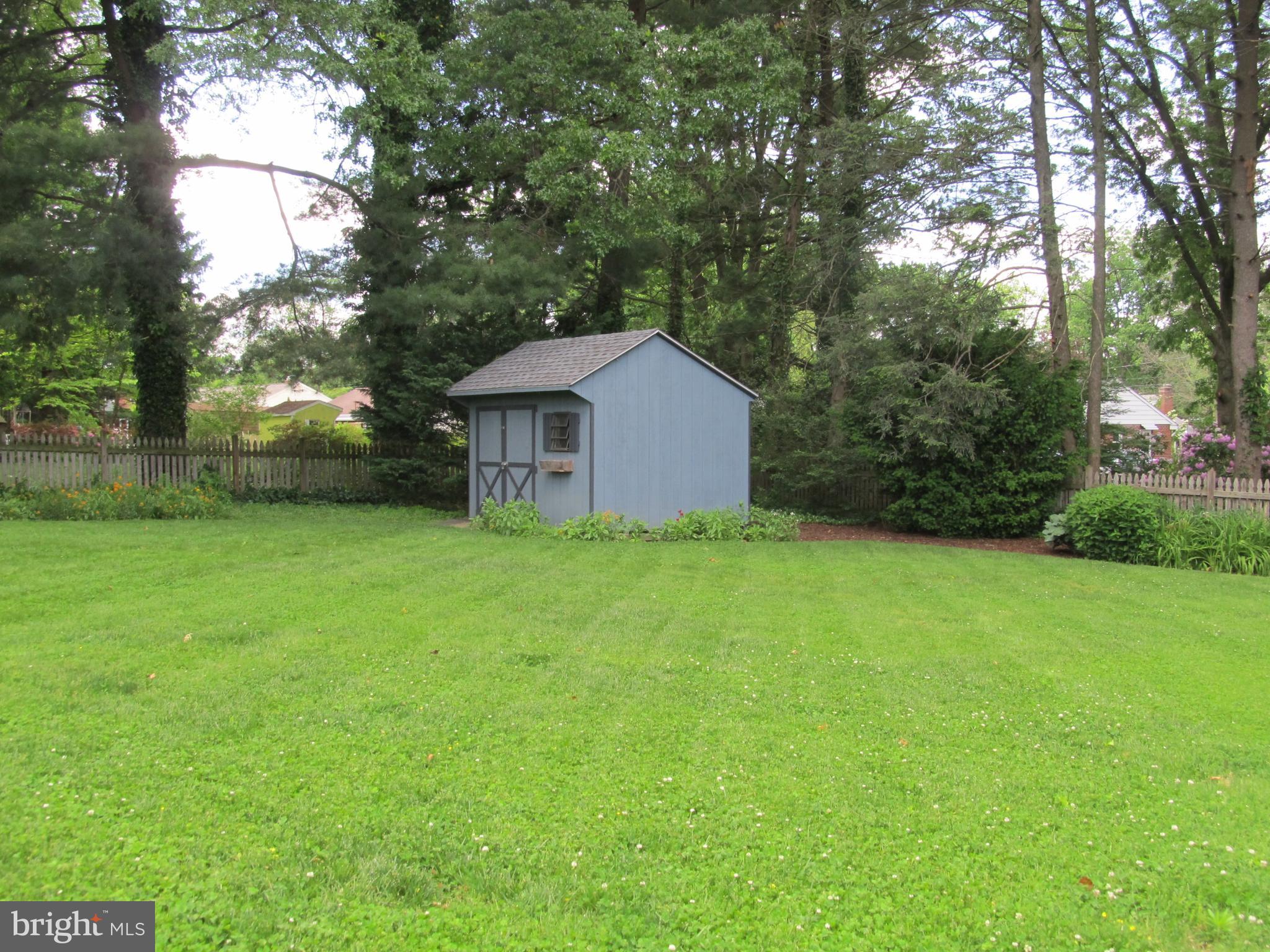1541 Lambeth Road Lancaster, PA 17601 - Photo 6 of 26