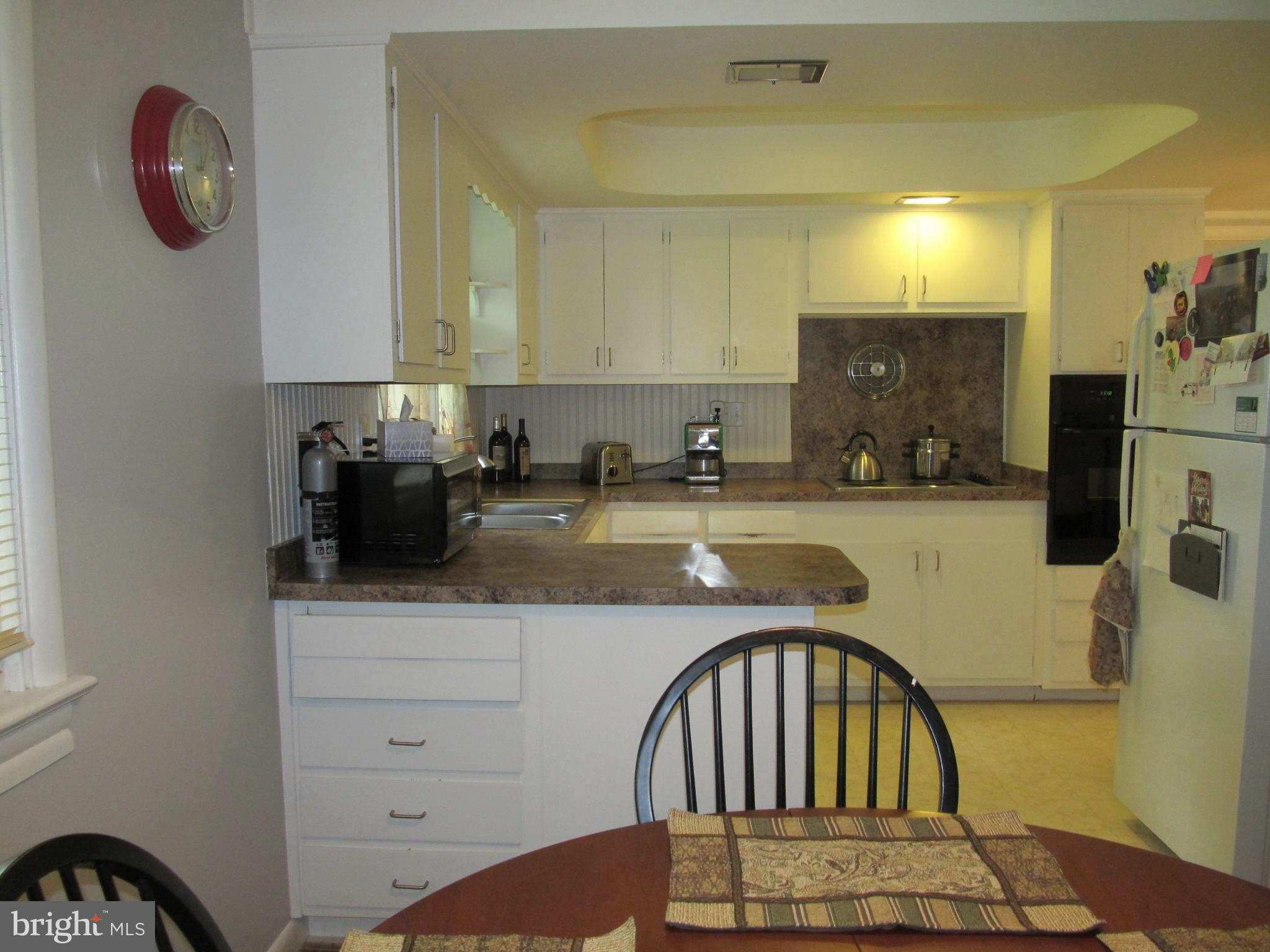 1541 Lambeth Road Lancaster, PA 17601 - Photo 9 of 26