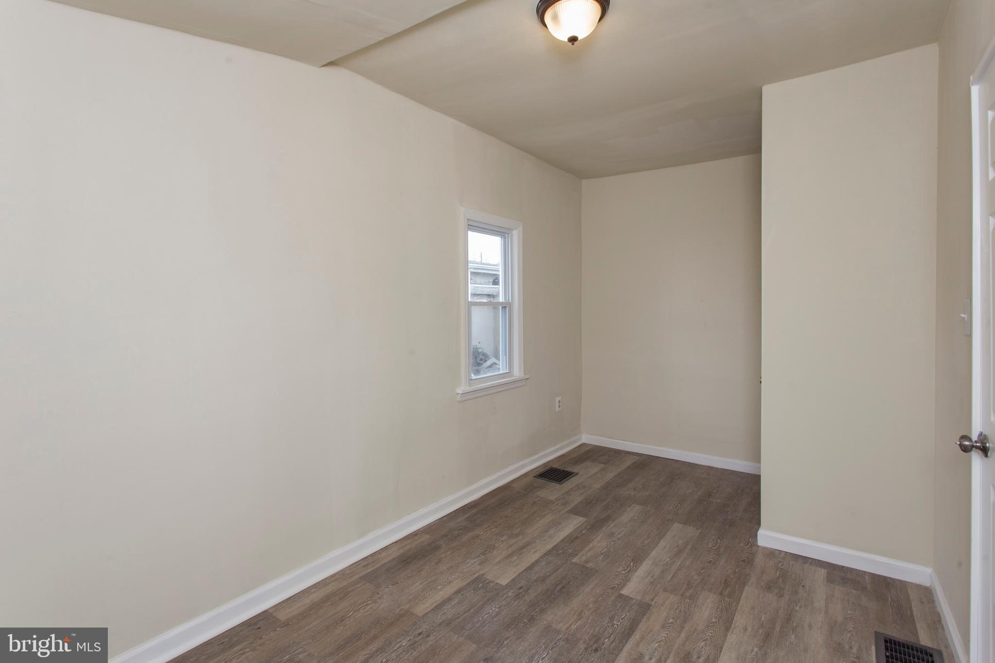8442 River Road Pennsauken, NJ 08110 - Photo 7 of 28 Bedroom 1