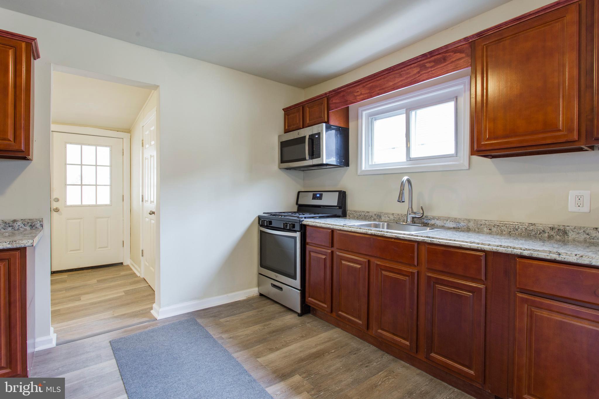 8442 River Road Pennsauken, NJ 08110 - Photo 10 of 28 Kitchen