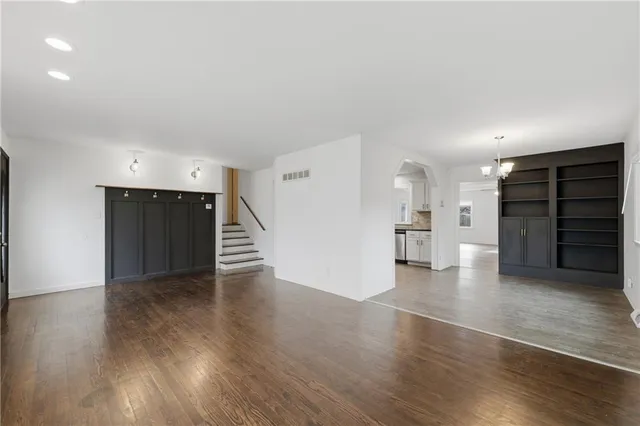 $315,000 | 8707 East 85th Street, Raytown, MO 64138