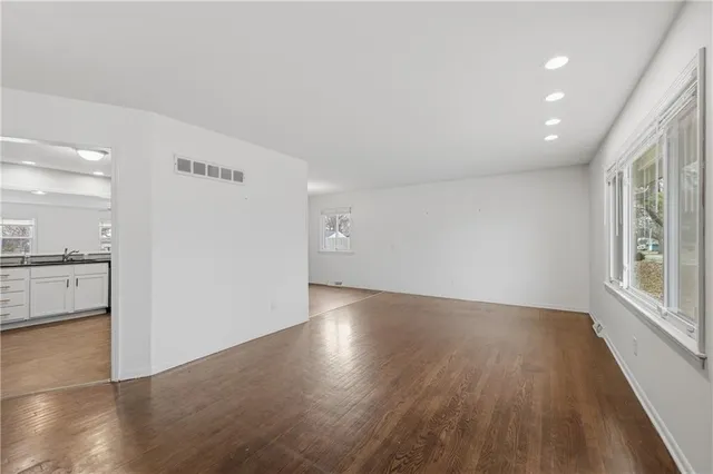 $315,000 | 8707 East 85th Street, Raytown, MO 64138