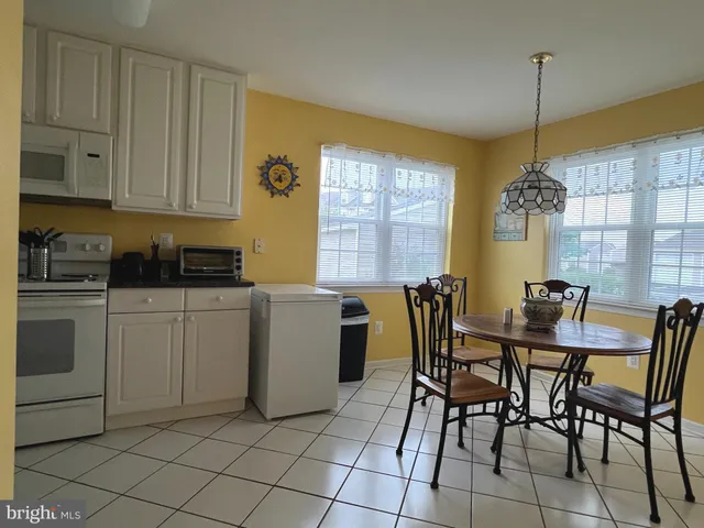 $1,400 | 37171 Harbor Drive, Unit 382, Ocean View, DE 19970