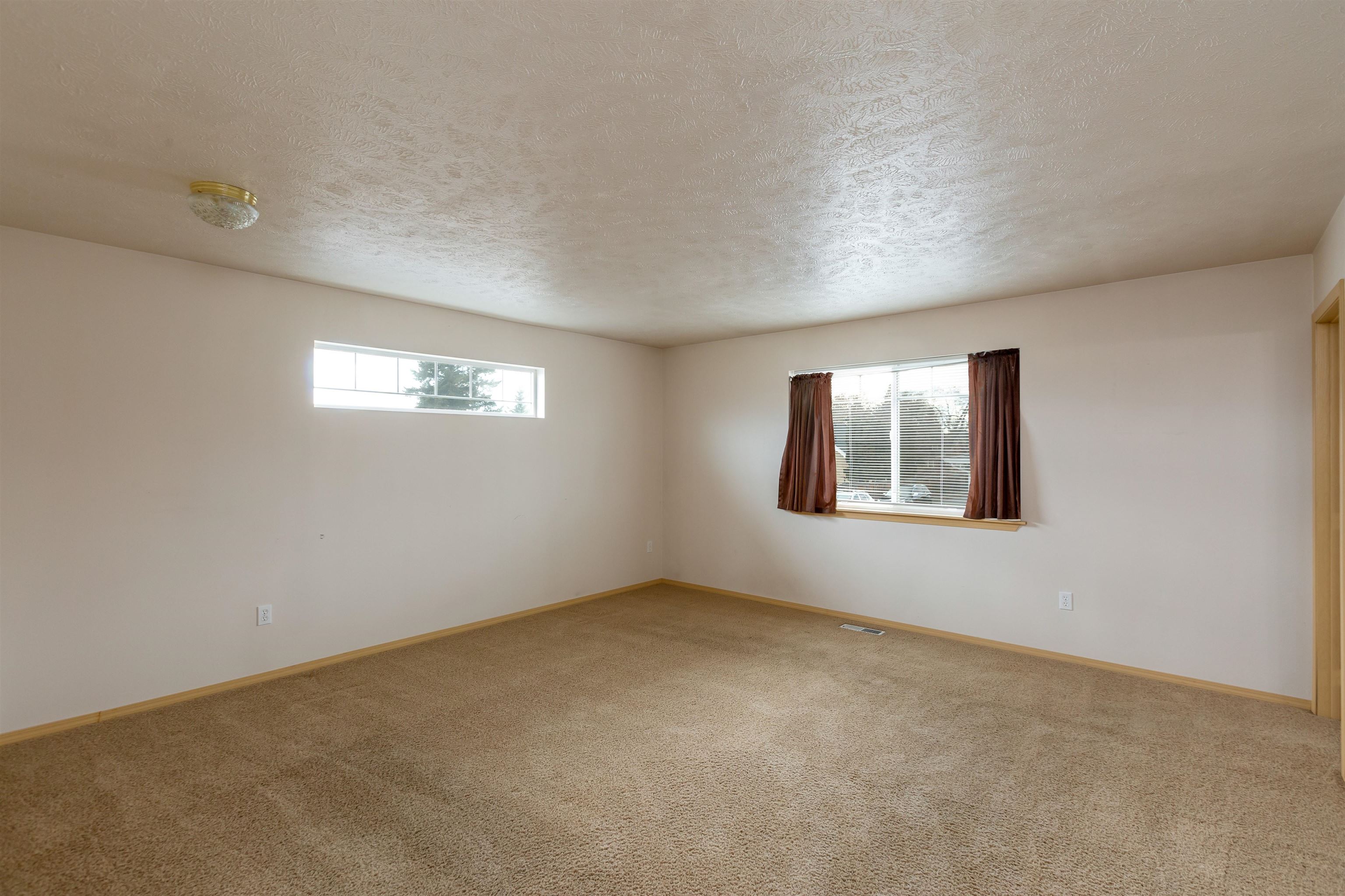 1014 North Woodruff Road Spokane Valley, WA 99206 - Photo 15 of 35