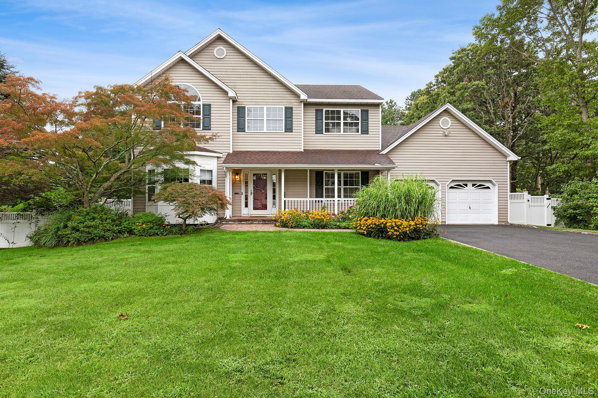 22 Embassy Road Selden, NY 11784 - Photo 1 of 1 Gallery Image 1