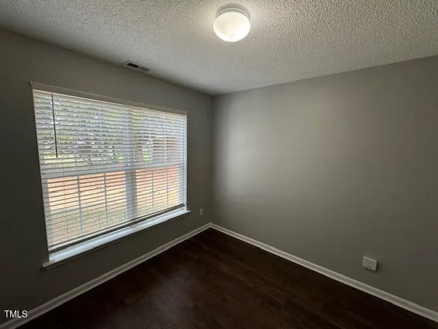 $2,200 | 102 Alice Court, Apex, NC 27502