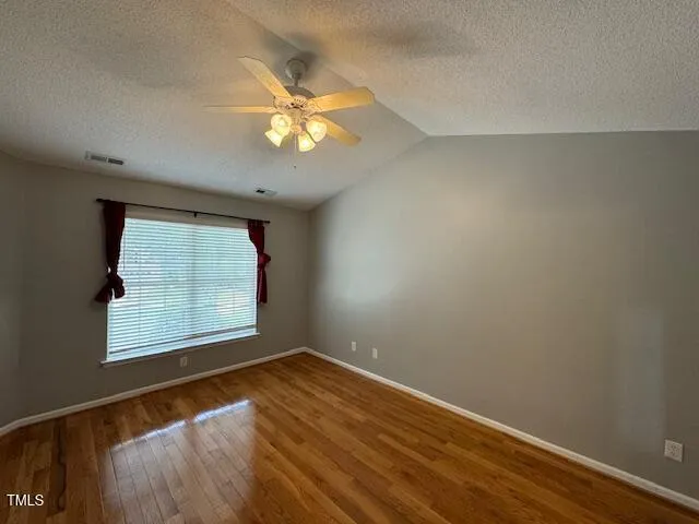 $2,200 | 102 Alice Court, Apex, NC 27502