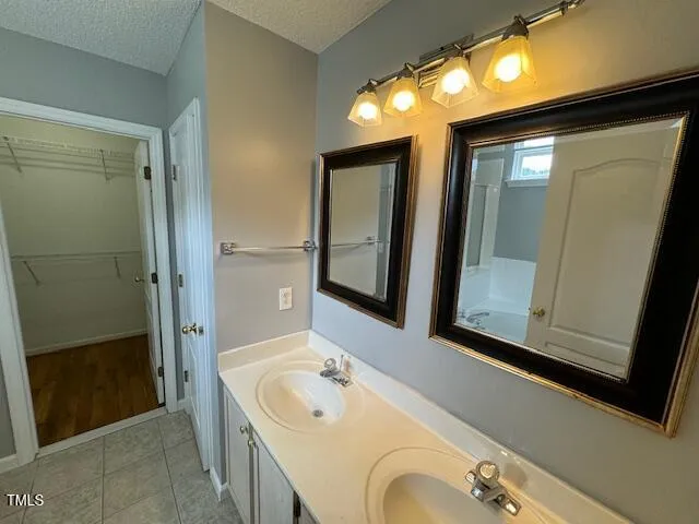 $2,200 | 102 Alice Court, Apex, NC 27502