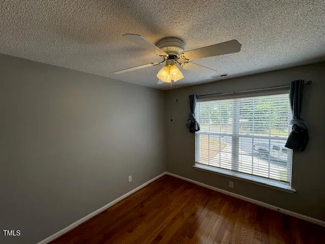 $2,200 | 102 Alice Court, Apex, NC 27502