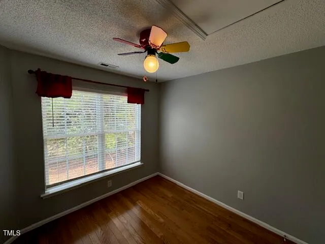 $2,200 | 102 Alice Court, Apex, NC 27502