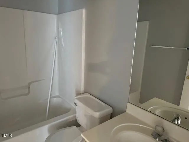 $2,200 | 102 Alice Court, Apex, NC 27502