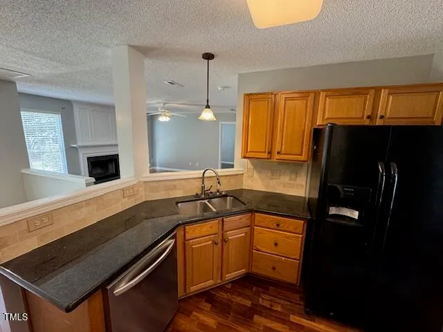 $2,200 | 102 Alice Court, Apex, NC 27502