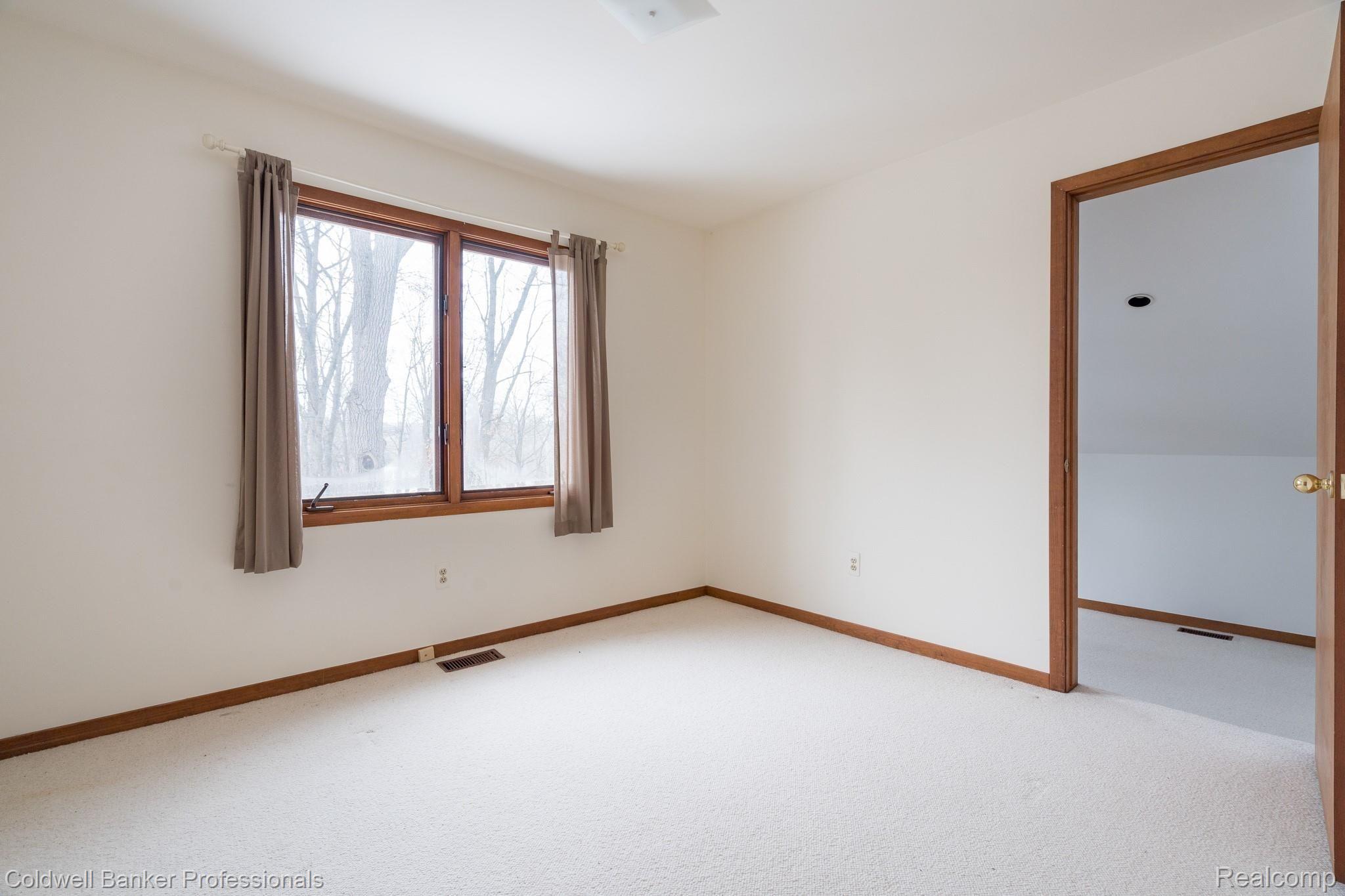 5079 Orion Road Rochester, MI 48306 - Photo 31 of 40 5079-Orion-Rd-31.JPG