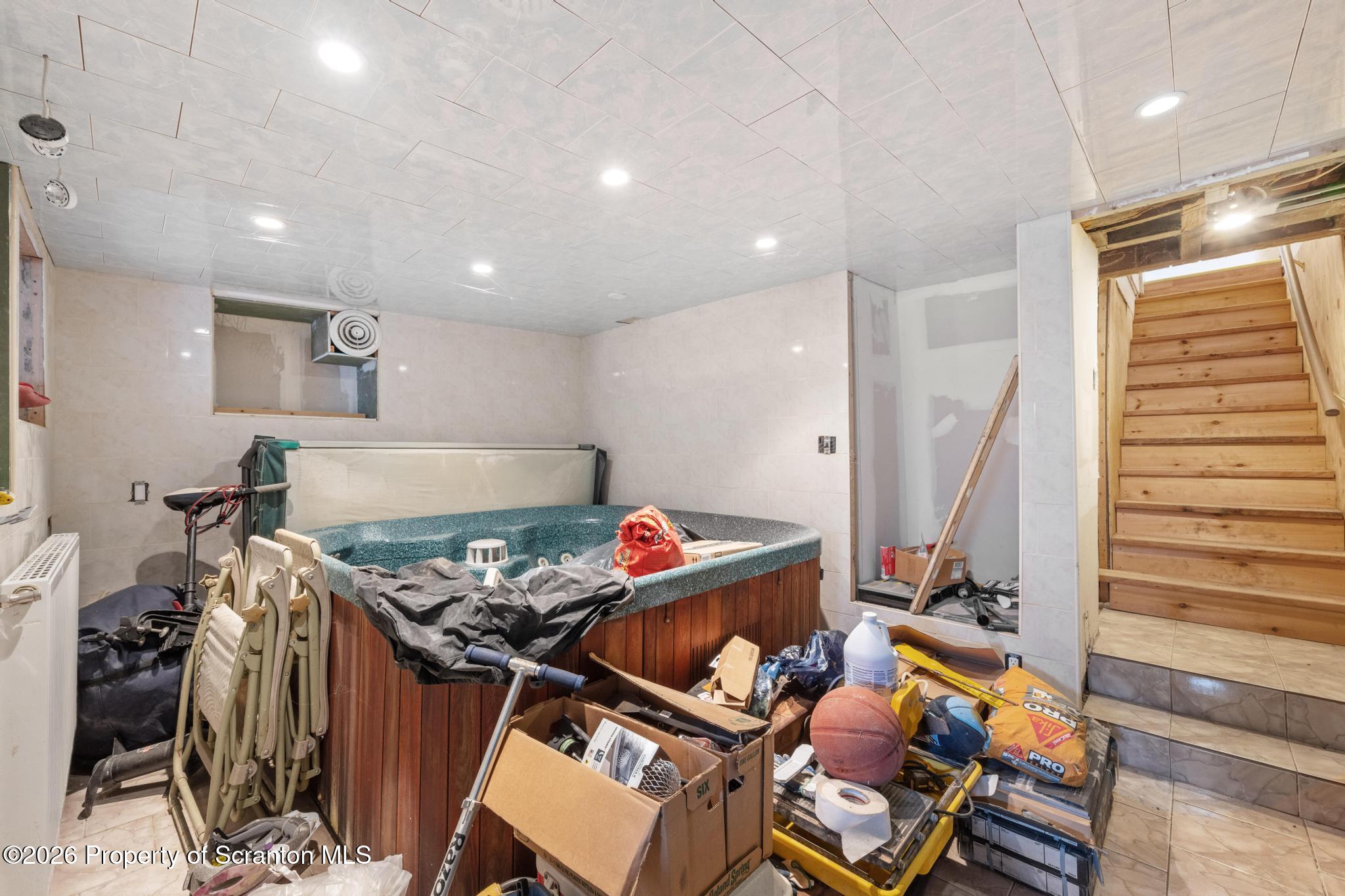 812 Old Street Hazleton, PA 18202 - Photo 23 of 29