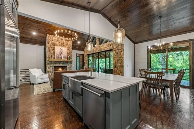 $1,285,000 | 453 Settler's Ridge Road, Ellijay, GA 30540