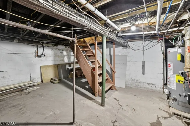 $599,900 | 301 East 9th Avenue, Roselle, NJ 07203