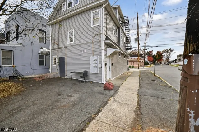 $599,900 | 301 East 9th Avenue, Roselle, NJ 07203