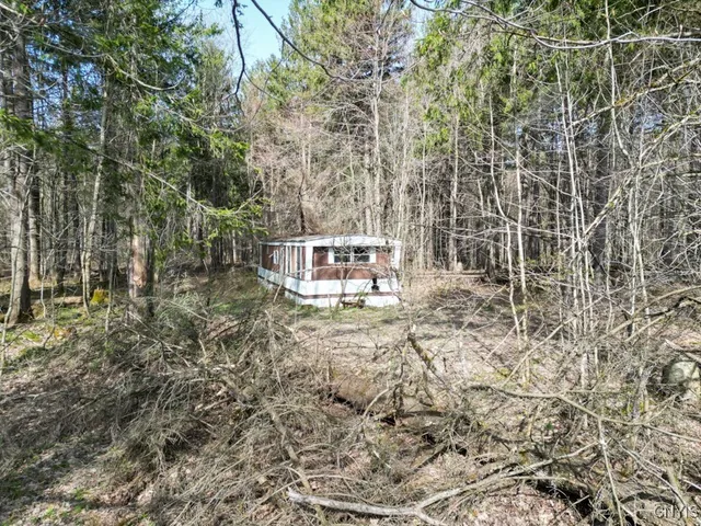 $39,000 | 1271 Castle Road, Fairfield, NY 13416