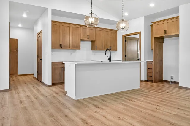 $659,900 | 758 Royal Saint Pats Drive, Wrightstown, WI 54180