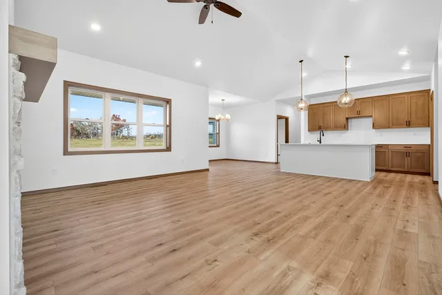 $659,900 | 758 Royal Saint Pats Drive, Wrightstown, WI 54180