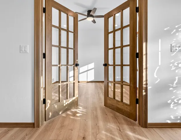 $659,900 | 758 Royal Saint Pats Drive, Wrightstown, WI 54180