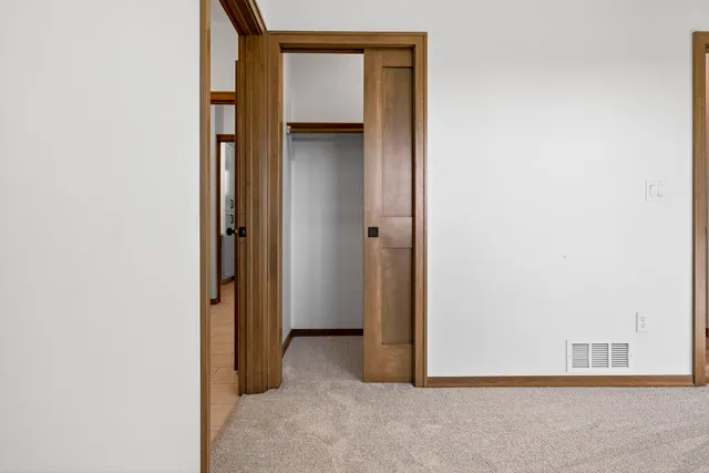 $659,900 | 758 Royal Saint Pats Drive, Wrightstown, WI 54180