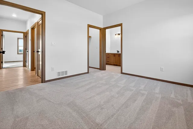 $659,900 | 758 Royal Saint Pats Drive, Wrightstown, WI 54180