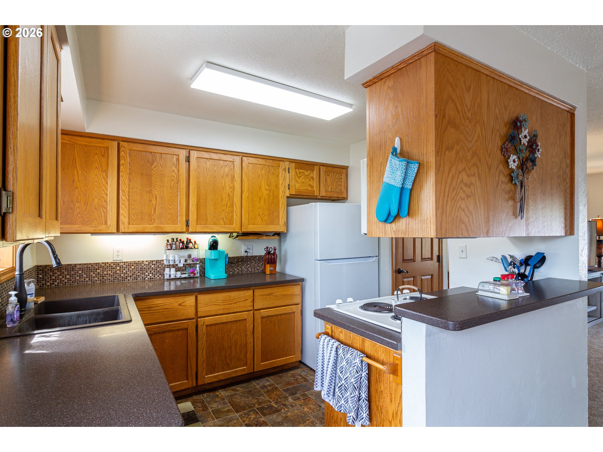 1302 Southwest 41st Street Pendleton, OR 97801 - Photo 11 of 37