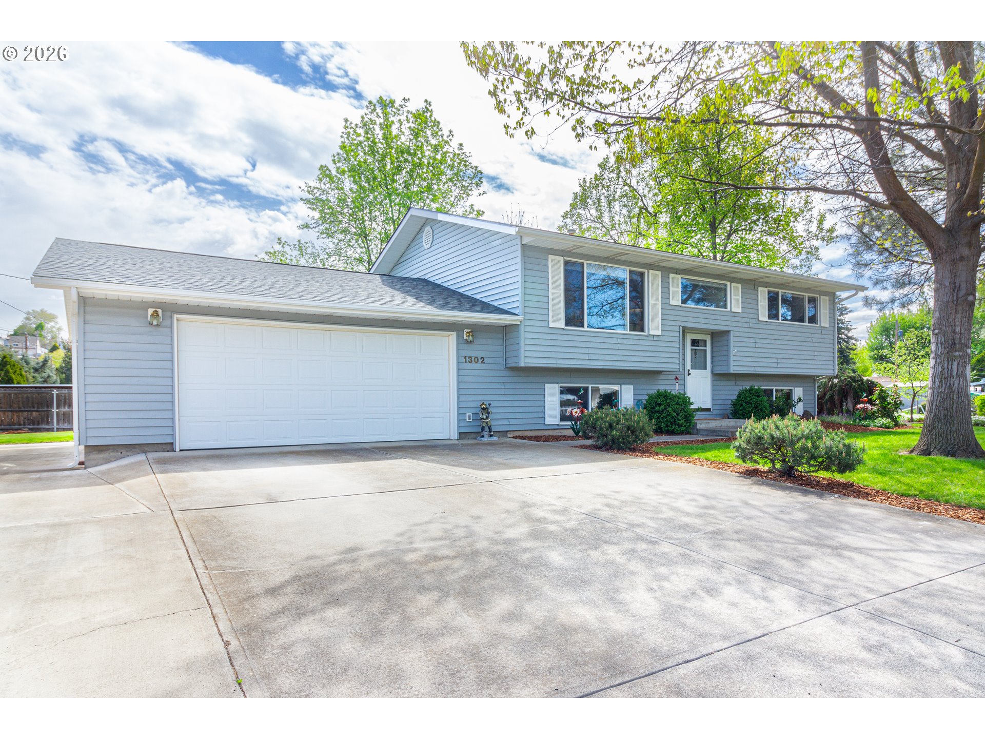 1302 Southwest 41st Street Pendleton, OR 97801 - Photo 2 of 37
