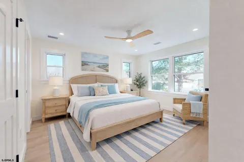 $750,000 | 29 East Hollywood Lane, Beesleys Point, NJ 08223