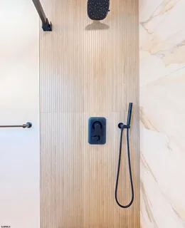 $750,000 | 29 East Hollywood Lane, Beesleys Point, NJ 08223