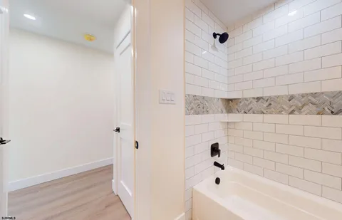 $750,000 | 29 East Hollywood Lane, Beesleys Point, NJ 08223