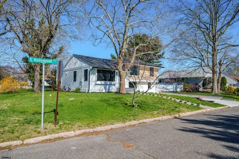 $750,000 | 29 East Hollywood Lane, Beesleys Point, NJ 08223