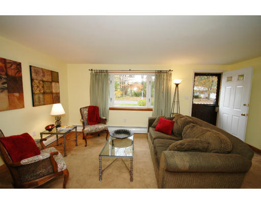 81 Brooks Street Maynard, MA 01754 - Photo 2 of 11 Gallery Image 2